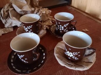 Šálky a podšálky.4 kusy