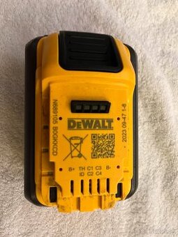 Nová Aku baterie Dewalt DCB547 54V 9Ah Li-ion XR