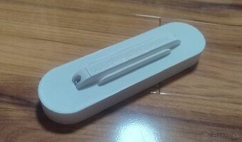 3D tlačeny podstavec na výrobu laserom rezanej LED lampy