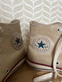 Converse Chuck Taylor vysoké kožené tenisky béžové – veľ. 37