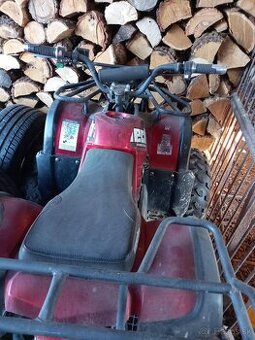 Hecht štvorkolka elektrická