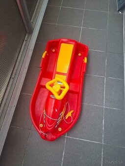 Boby s volantom do snehu