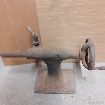 stolárske starožitnosti