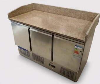 PREDAM PROFESIONÁLNY GASTRO CHLADIACI PIZZA STÔL REDFOX