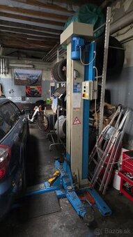 zdvihak 1 stropny 2000t  autosevis
