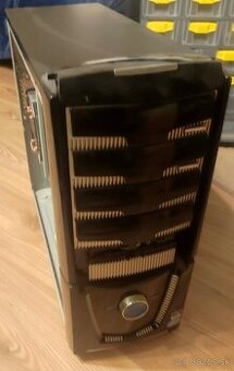 výkonná PC zostava + príslušenstvo (2x CPU, 2x RAM set, GPU,