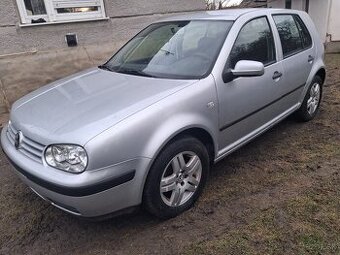 Rozpredám golf 4 bez hrdze