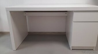 písací stôl biely malm IKEA