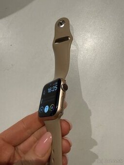 Apple watch 4