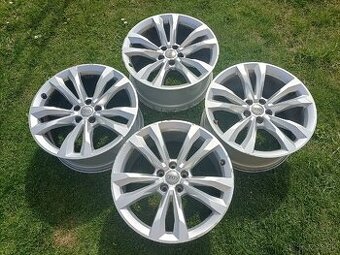 Original Audi R19 5x112 ET28
