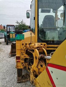Komatsu wb93r
