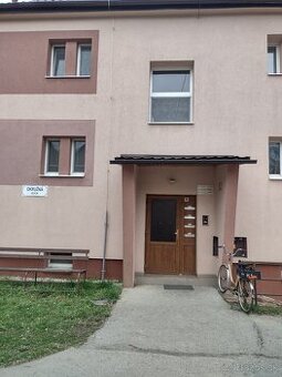 Predám dvojizbový byt v Strážskom