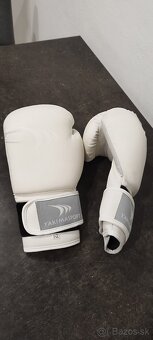 Rukavice na box