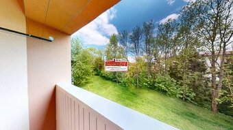(72 m²) PRIESTRANNÝ 3-IZBOVÝ BYT S LOGGIOU