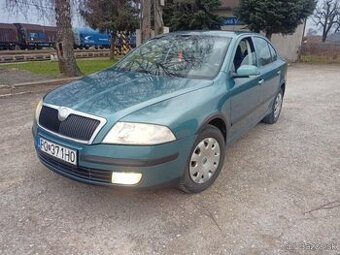 Octavia 2 1,6 benzin