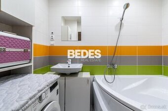 BEDES | Zrekonštruovaný 2 izbový byt na starom sídlisku s lo
