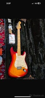 Predam FENDER STRATOCASTER DELUXE USA 2015