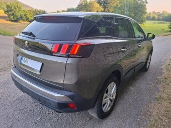 Peugeot 3008 1,5 BLUEHDI,96 kw,AUTOMAT,135000 Km,LED,NAVI,..