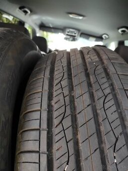 Predám 255/60 R18 Nexen Letné pneumatiky