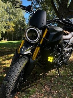 Moto Morini 6 1/2 seiemmezzo scrambler