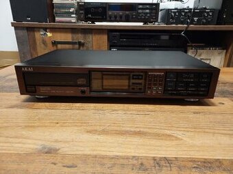 Akai CD-A70