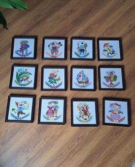 Vyšívané obrazy mesiace