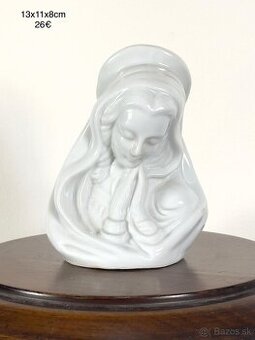 Porcelánová soška a keramická