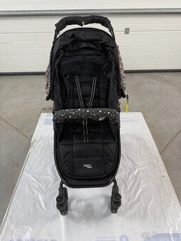 Predám VALCO BABY Snap 4 športový kočík s príslušenstvom