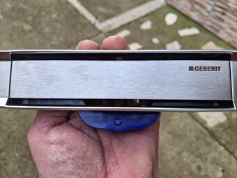 Nerezový kanál geberit 3x130cm