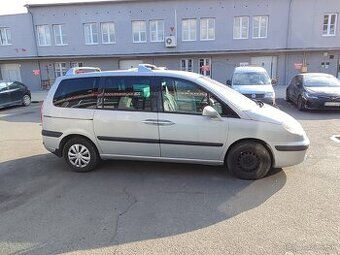 Predám Peugeot 807 2.2 HDi, 8-miest