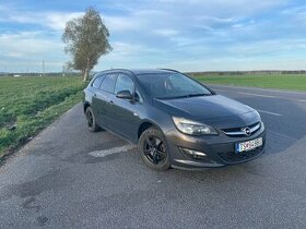 Predám Opel Astra J 1.7 cdti 81kw 2014
