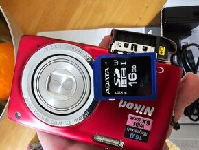 Nikon Coolpix S2700 ako nový + 16GB SD karta