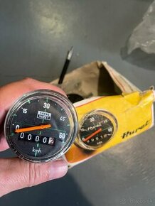 Tachometer Huret a počítadlo kilomertov IFA