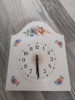 Porcelánové nástenné hodiny