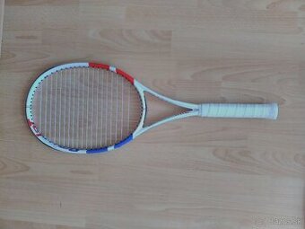 Predám tenisovú raketu BABOLAT PURE STRIKE 2020