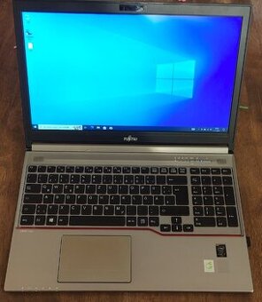 Fujitsu Lifebook E754 8GB RAM / 500 GB SSD + prislusenstvo