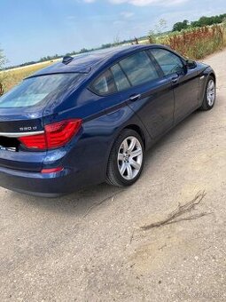 BMW 530d GT 2011