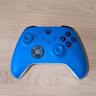 ovládač Microsoft Xbox Wireless Controller