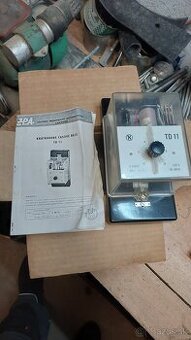 Relé TD 11