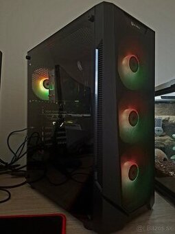 RYZEN 5 5600X/RX 6600 XT/16GB RAM/500GB NVMe
