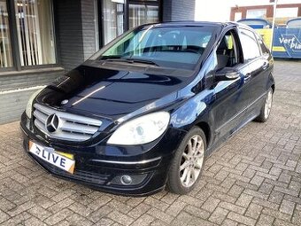 Mercedes-Benz B200