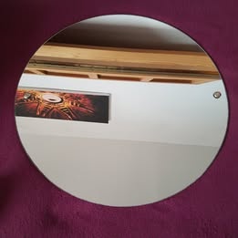 Okrúhle zrkadlo bez rámu 60 cm