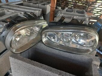 Predne svetla golf 4 1.9