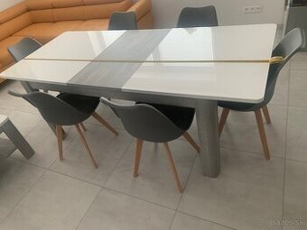 jedálenský rozkladací stôl +konferenčný stôl