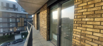 Krásny NEZARIADENÝ slnečný byt s terasou