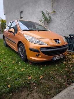 Predám Peugeot 207 5P benzín 1,4 65kw