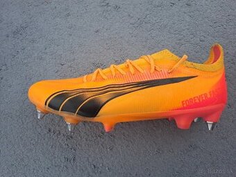 Predám kopačky lisáky / šróby najvyššiu radu PUMA