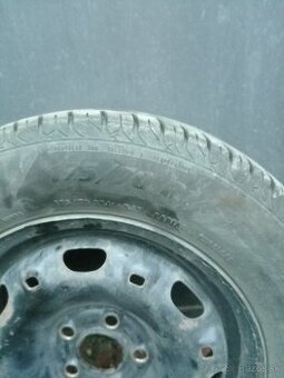 Predám letné pneumatiky s diskami - 1