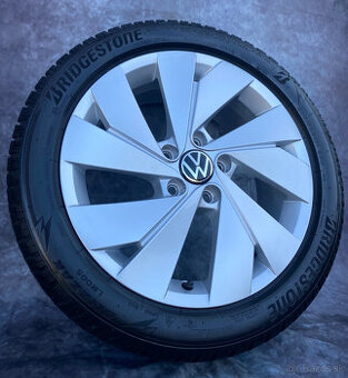 Originální Alu kola VW Golf 205/50/17 7mm DOT23
