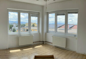 predám biele plastové okná, 2sklo, výška 143cm